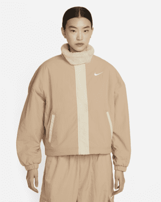 ナイキ　ウーブンジャケット　エッセンシャル NIKE公式】ナイキ スポーツウェア エッセンシャル ウィメンズ